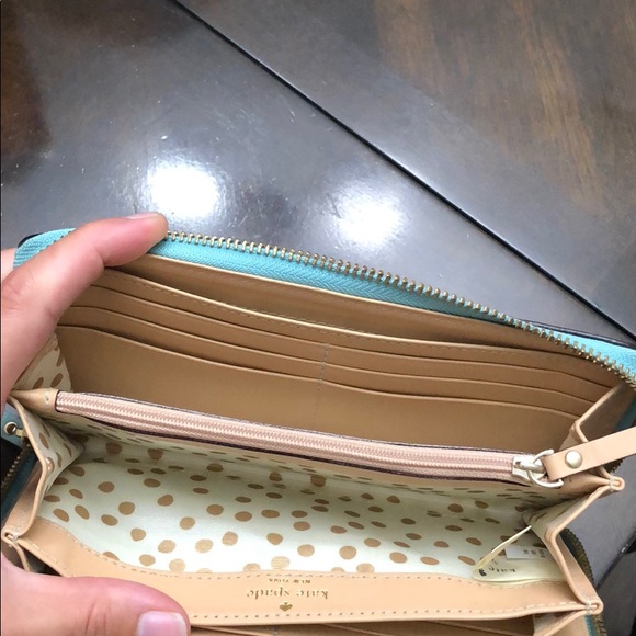 Brand new Kate Spade wallet - Picture 4 of 6